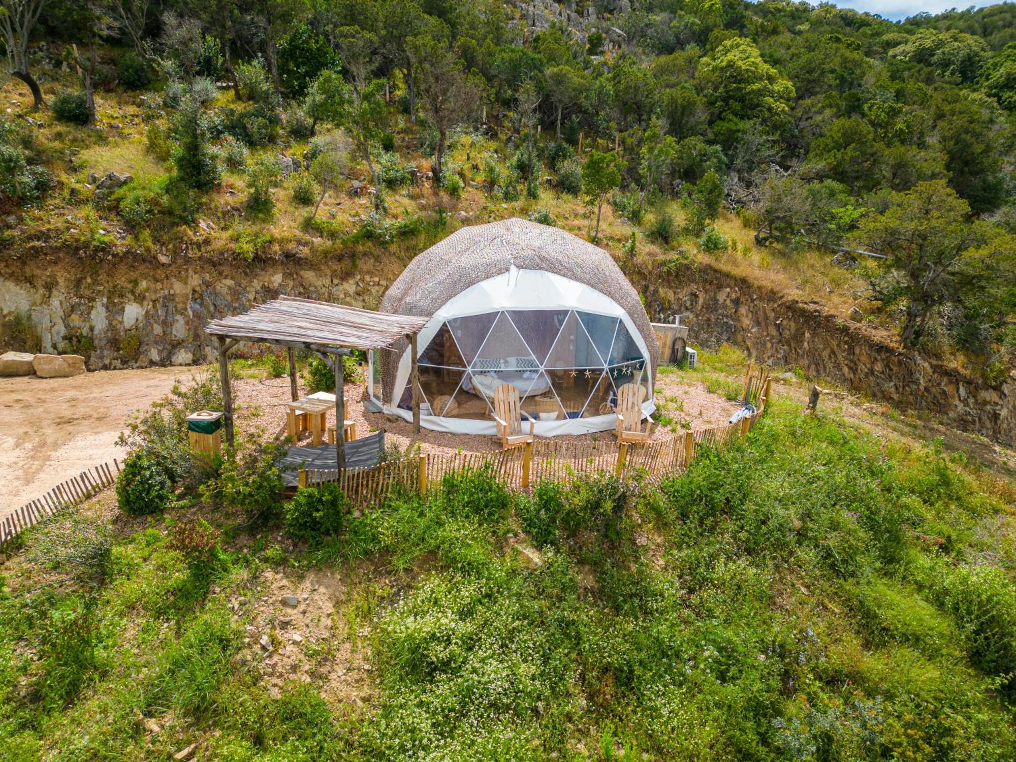 Domaine De Sonia - Logements Eco-Insolites Порто-Веккьо Экстерьер фото